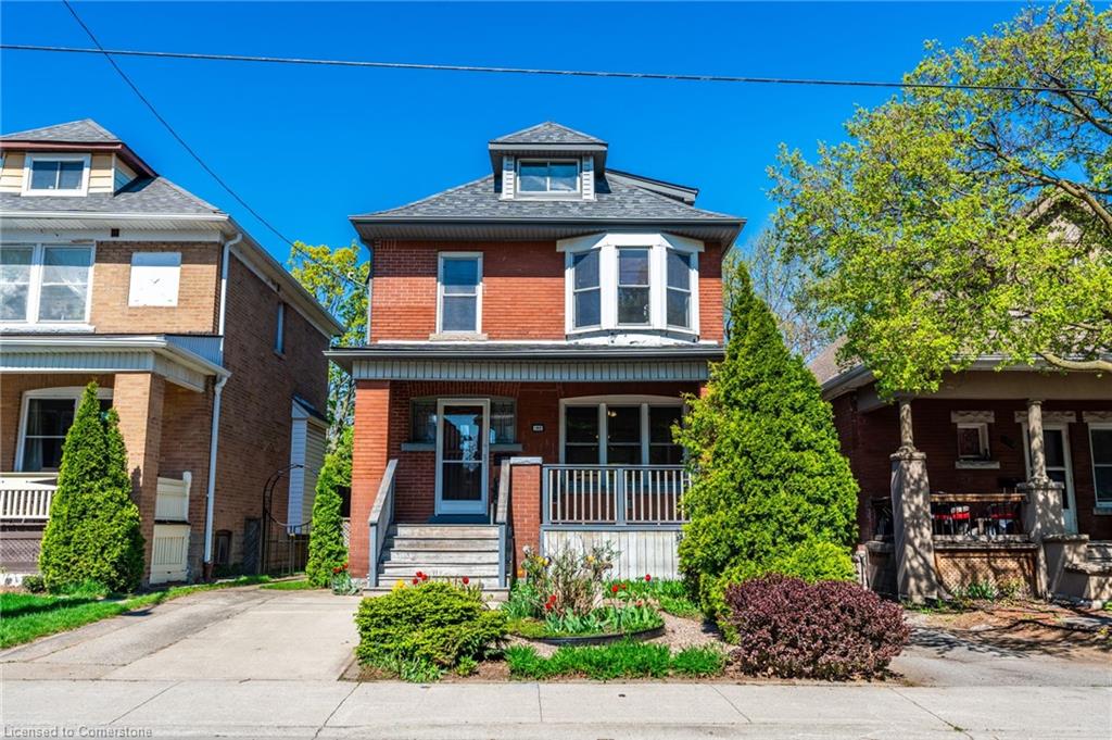 192 Ottawa Street S