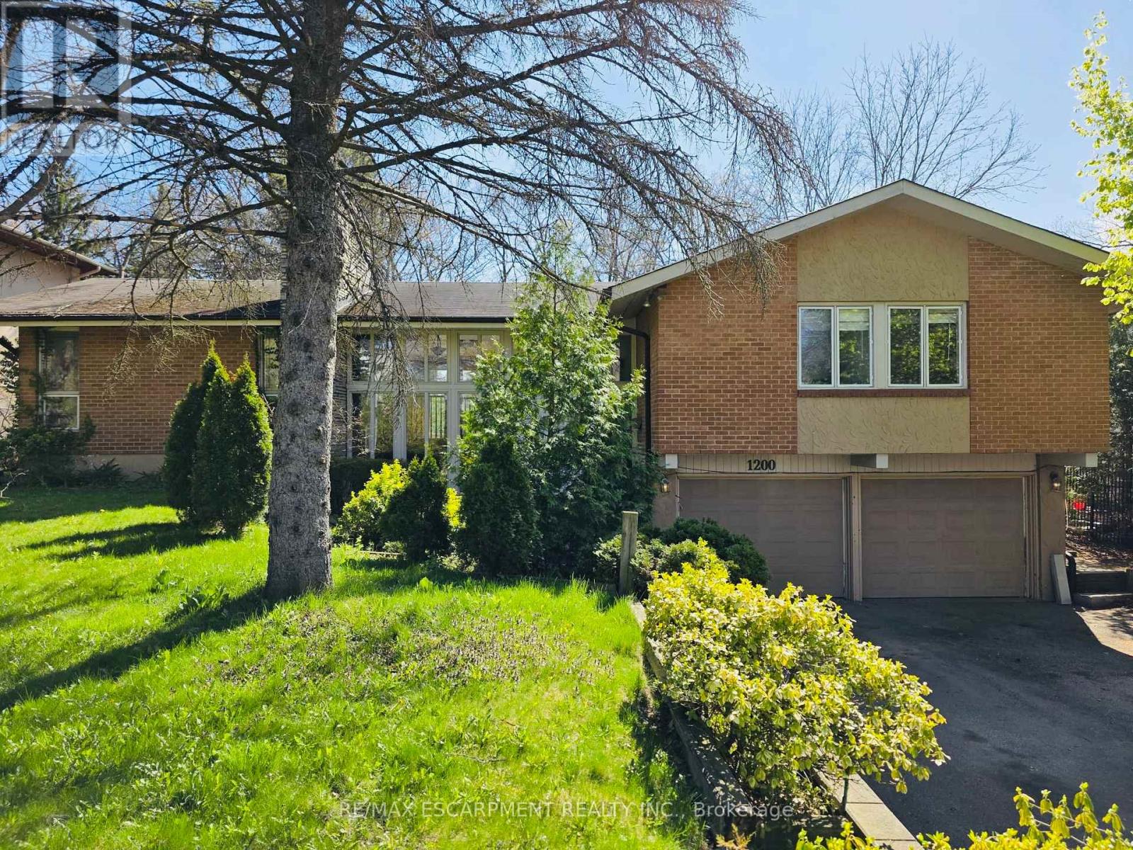 1200 BIRCHVIEW DRIVE