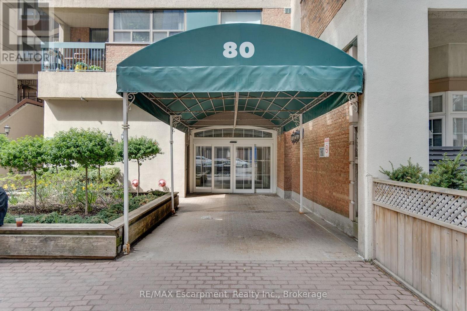 820 - 80 SAINT PATRICK STREET