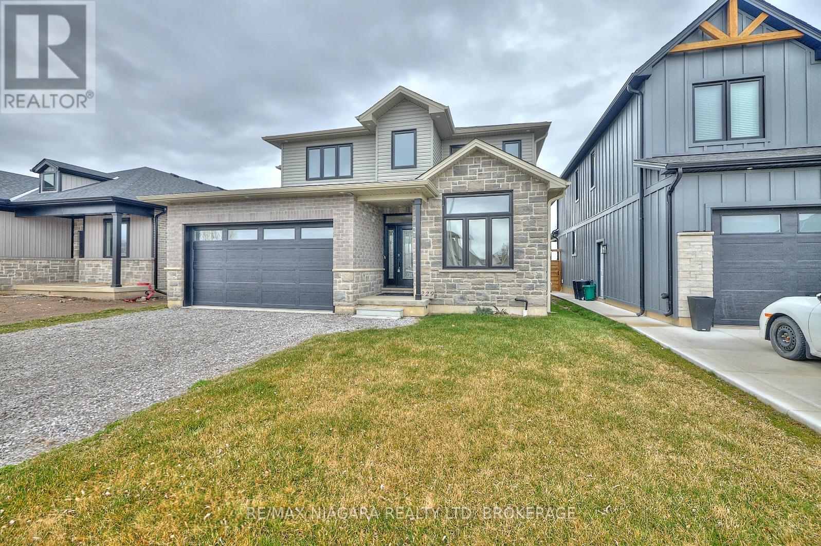 4229 MANSON LANE