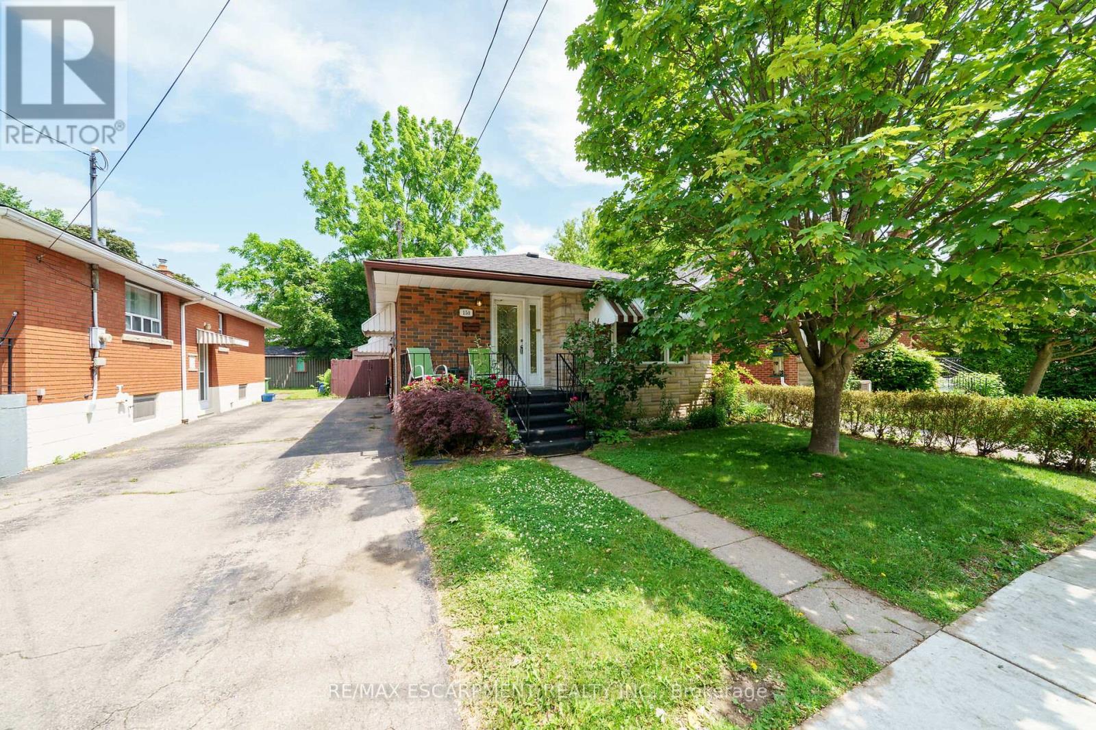 150 WHITNEY AVENUE