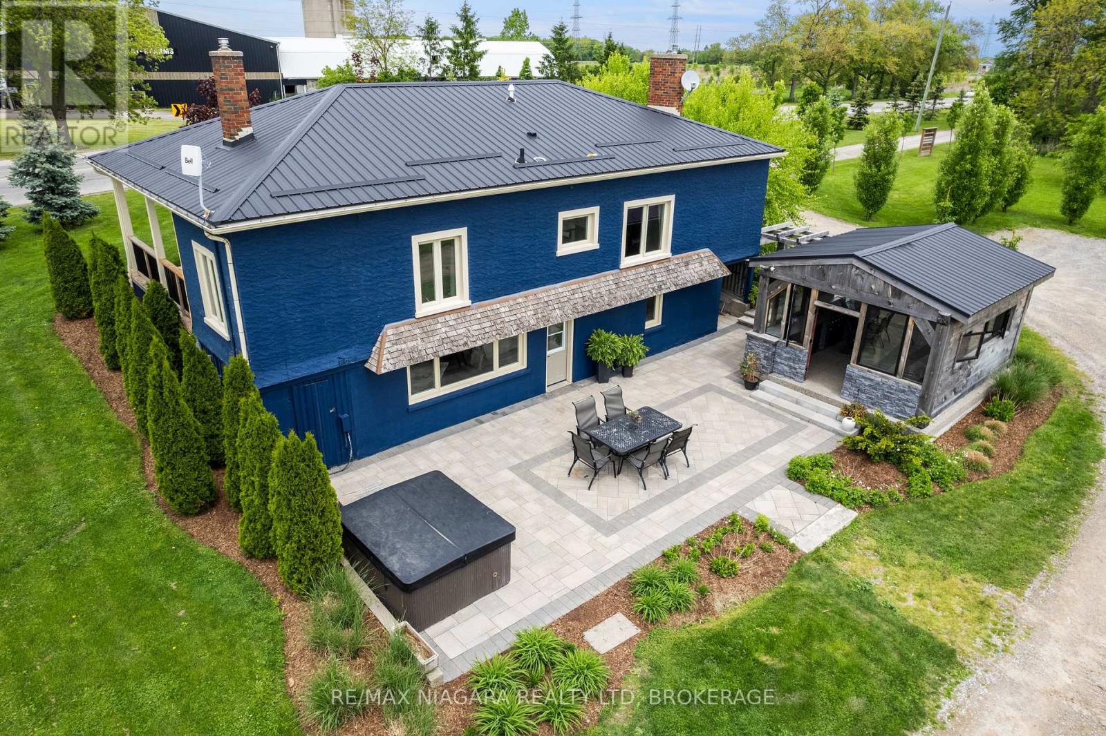 2636 MERRITTVILLE HIGHWAY
