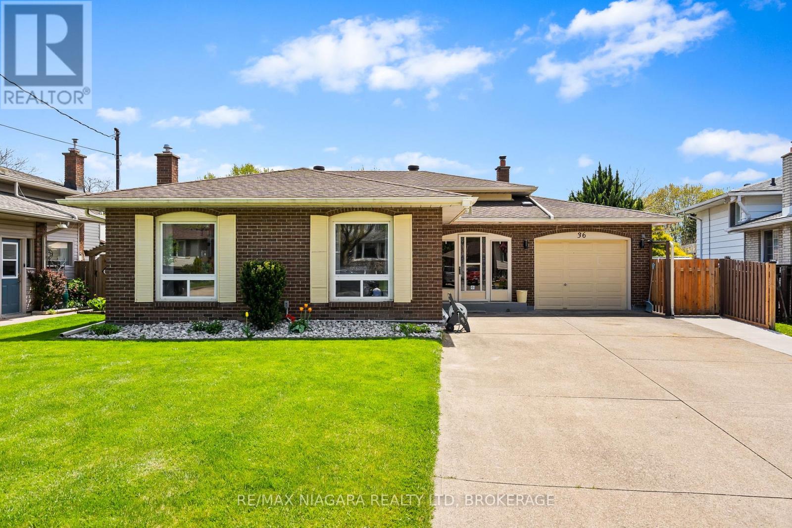 36 BENDINGROAD CRESCENT