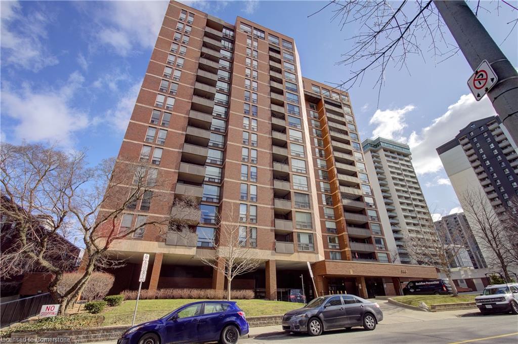 1406 - 222 Jackson Street W
