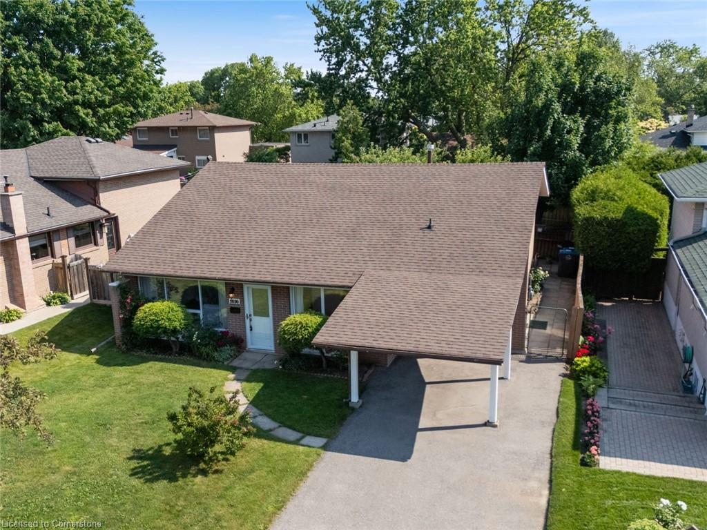 1610 Hobbs Crescent