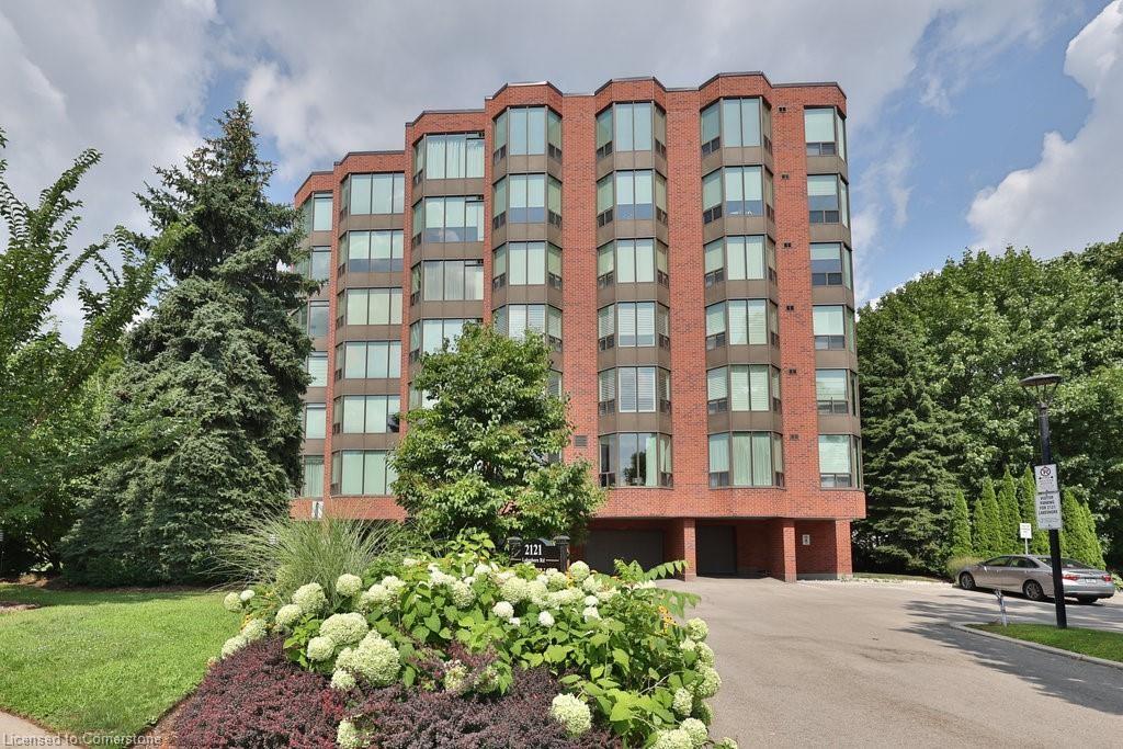 502 - 2121 Lakeshore Road