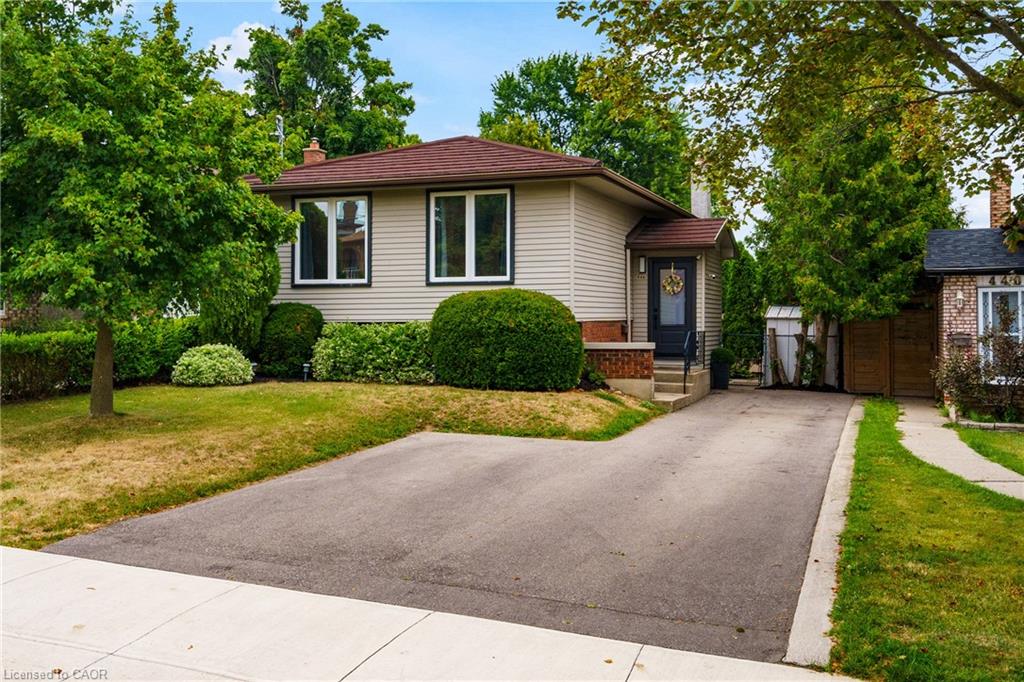 444 Queen Victoria Drive