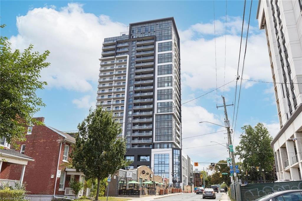 2204 - 15 Queen Street