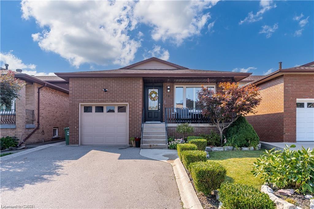 18 Charing Drive