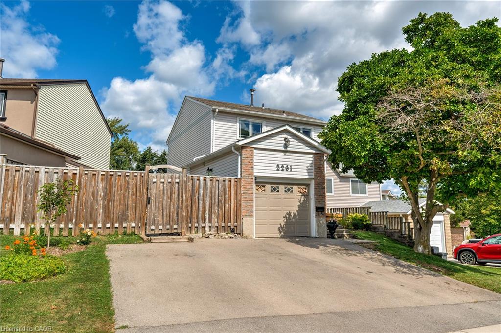 2261 Leominster Drive