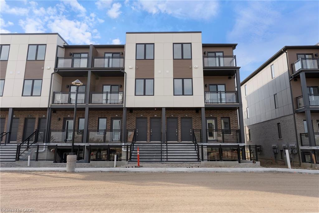 80 - 940 St. David Street N