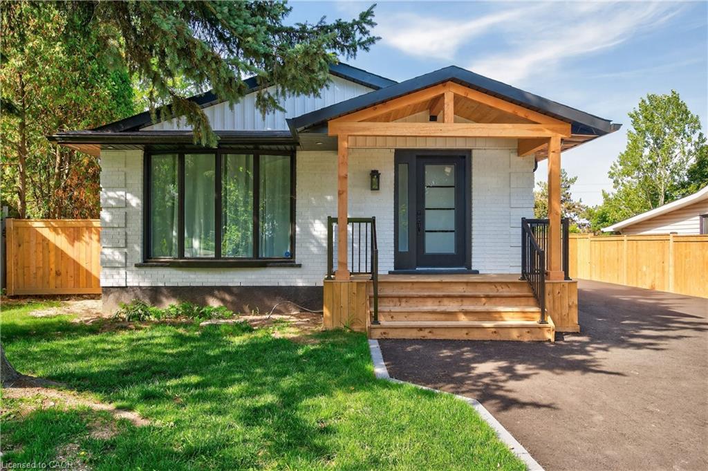 2 - 75 Britten Close