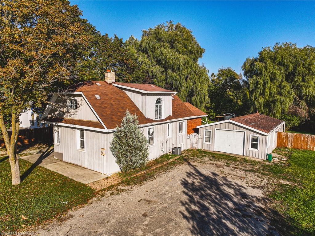 9589 Wellington 124 Road