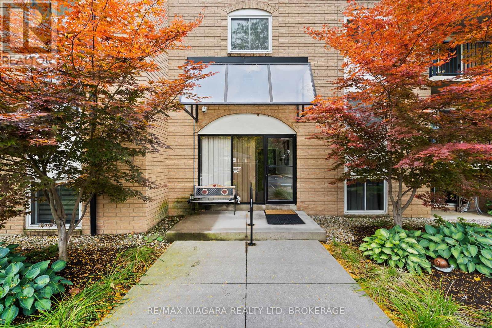 307 - 6 WESTLAKE LANE