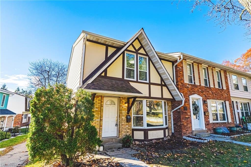 4 - 2220 Upper Middle Road