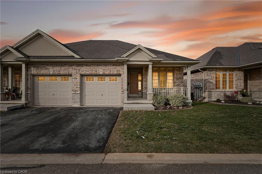 16 - 1041 Pine Street