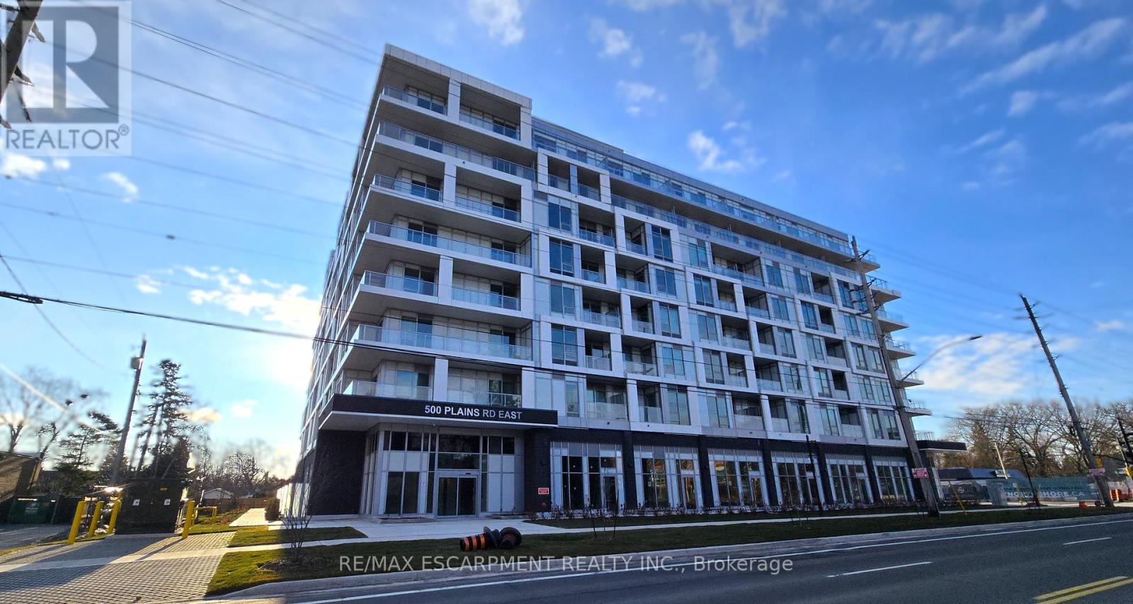 102 - 500 PLAINS ROAD E