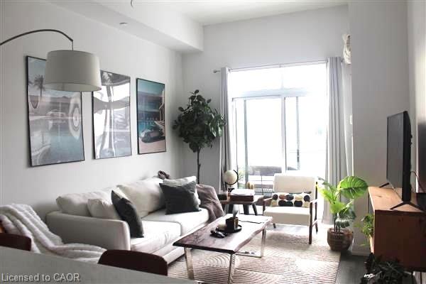 626 - 5055 Greenlane Road