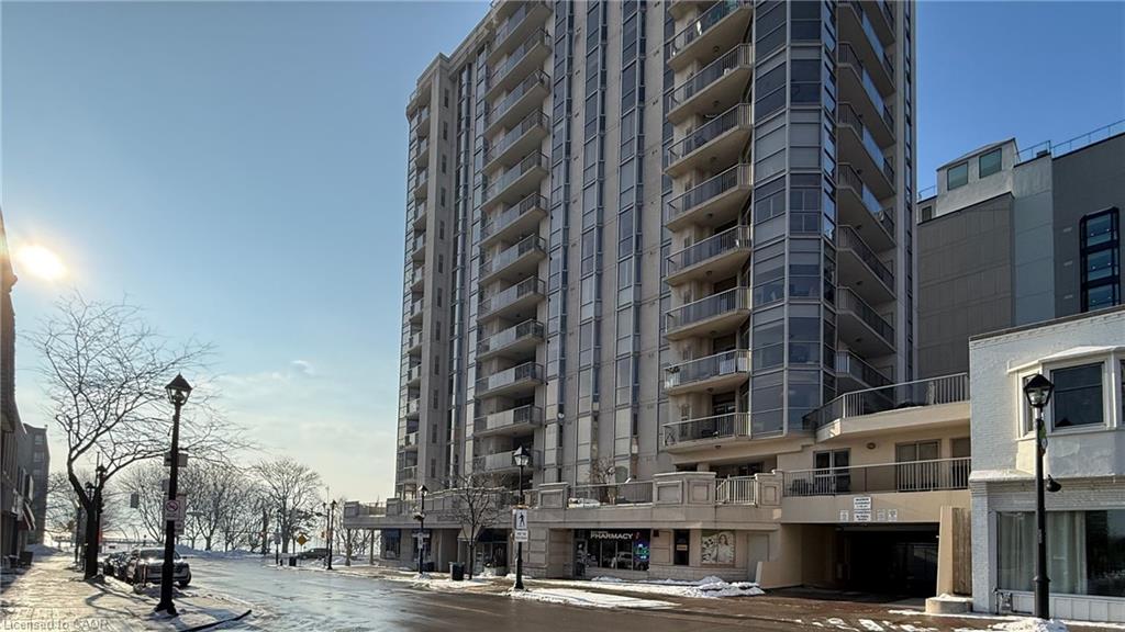 702 - 1477 Lakeshore Road