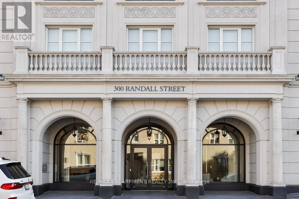 212 - 300 RANDALL STREET