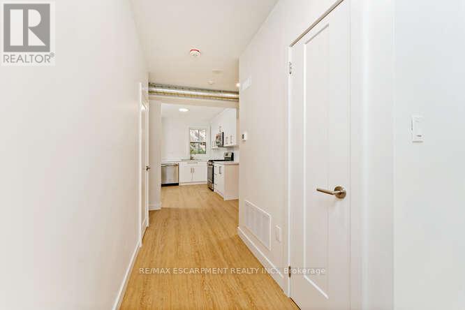 1 - 127 VICTORIA AVENUE S