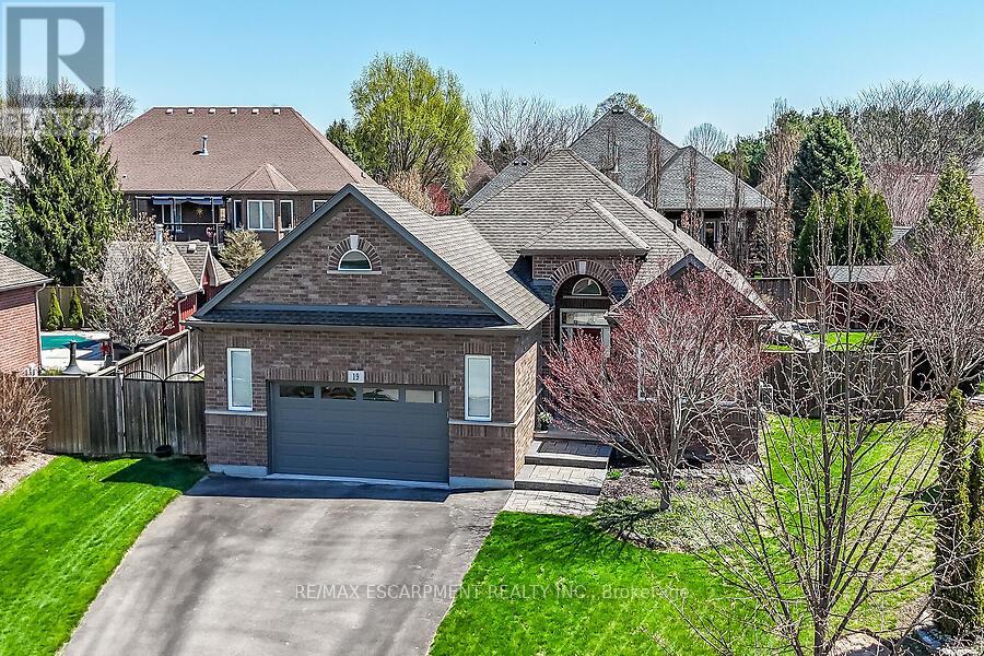 19 LAMPMAN DRIVE