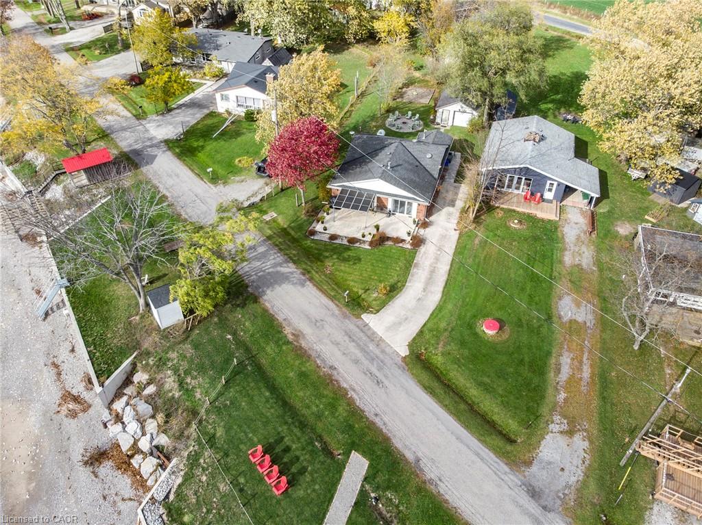 577 Edgewater Place