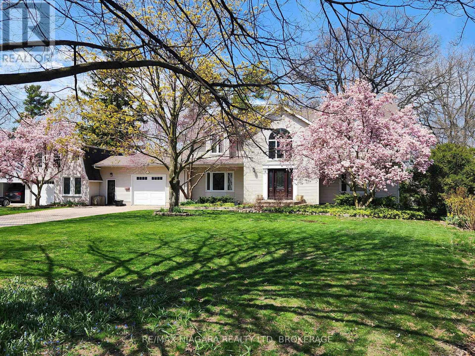 50 HENLEY DRIVE