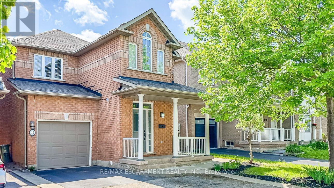 97 PEACHWOOD CRESCENT