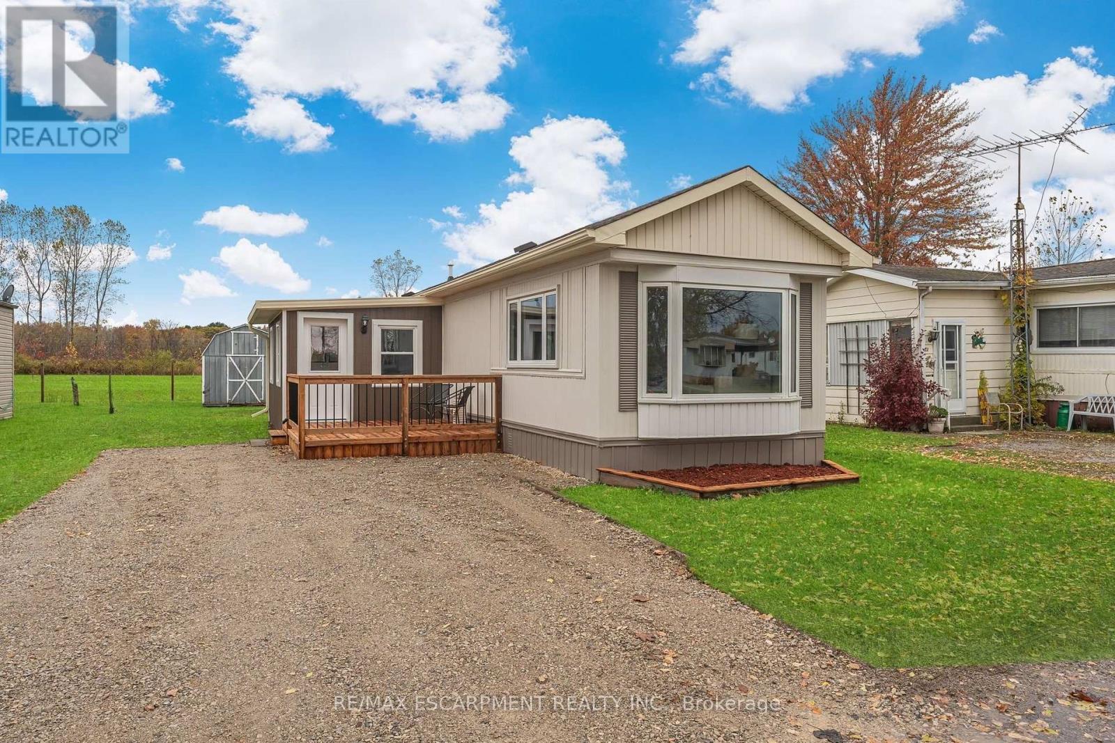 22 - 43969 HIGHWAY 3