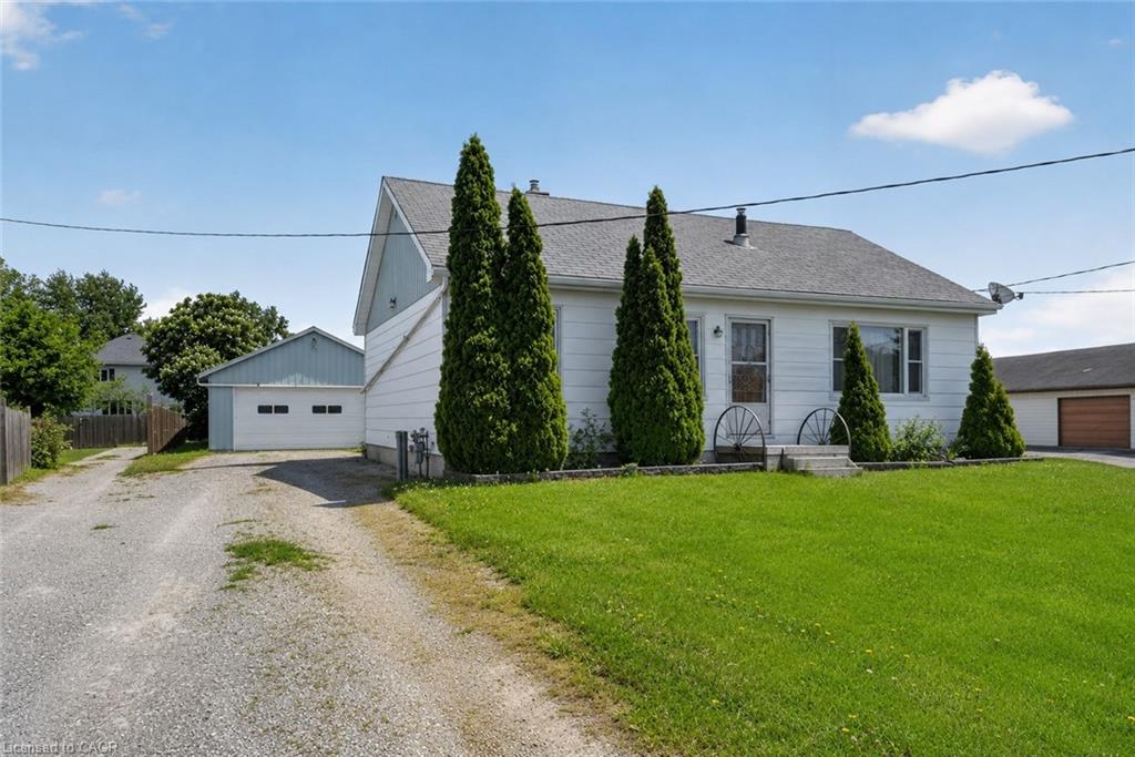 2883 South Grimsby Rd 10