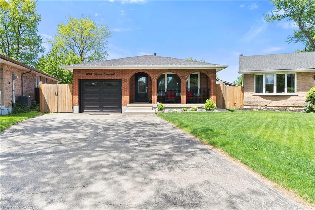 104 Fiona Crescent